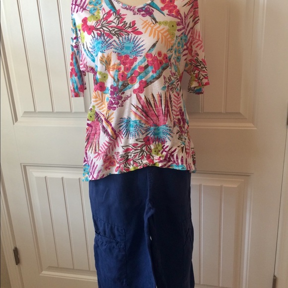 Fresh Produce cold shoulder top - Picture 5 of 5